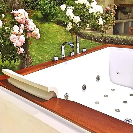 Zvonar Near Motovun With Large Pool And Whirlpool Villa